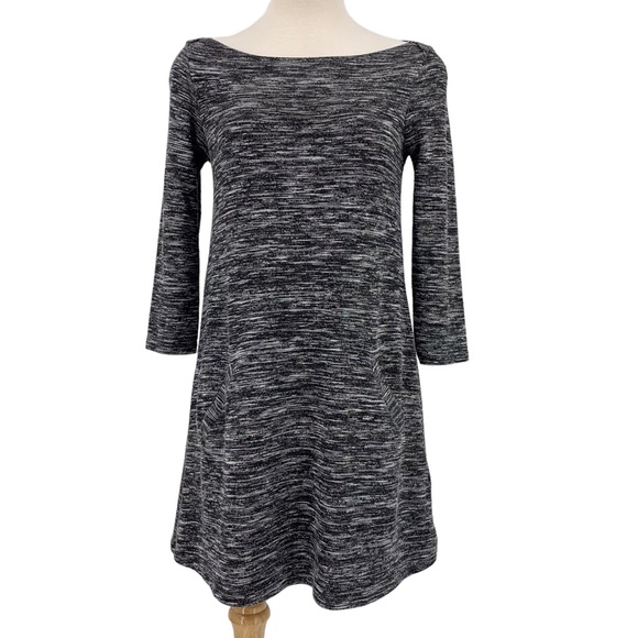 Hollister Black & White Marked Knit 3/4 Sleeve Tunic Style Sweater Dress, Small - Picture 2 of 16